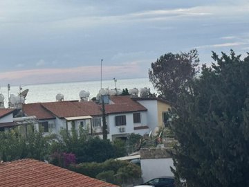 Apartment For Sale  in  Kato Pafos