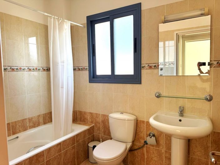 Image No.7-Appartement de 1 chambre à vendre à Yeroskipou