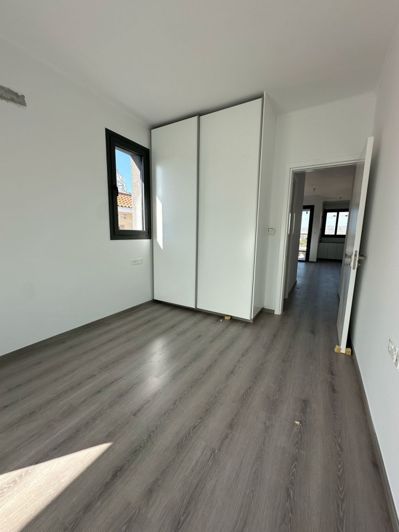 Image No.10-1 Bed Apartment for sale