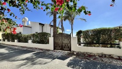 Detached Villa For Sale  in  Select Location