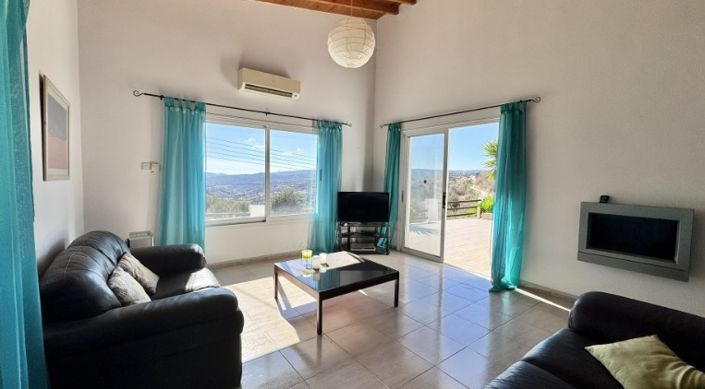 Image No.8-2 Bed Bungalow for sale