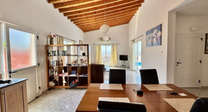 Image No.10-2 Bed Bungalow for sale