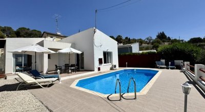 Detached Villa For Sale  in  Select Location