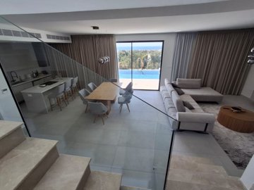 Detached Villa For Sale  in  Select Location