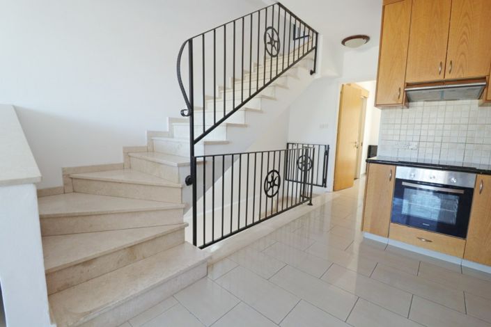 Image No.10-4 Bed Townhouse for sale