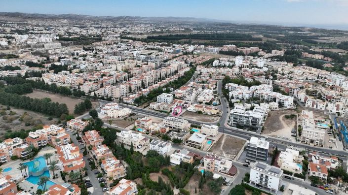 Image No.5-2 Bed House for sale