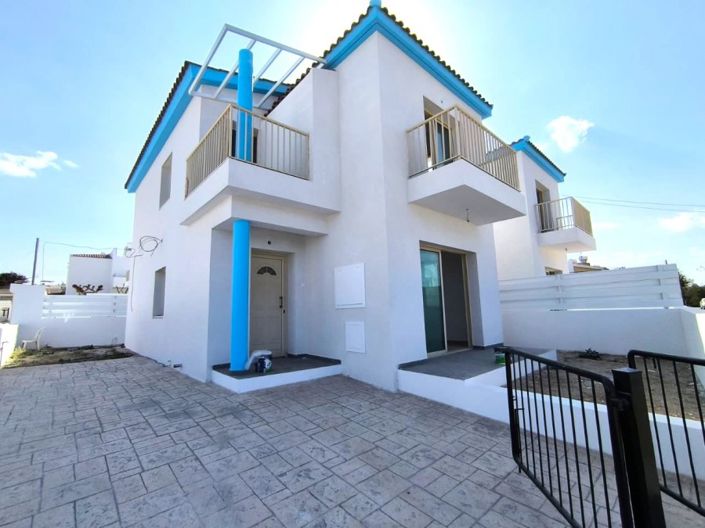 Image No.1-3 Bed Townhouse for sale