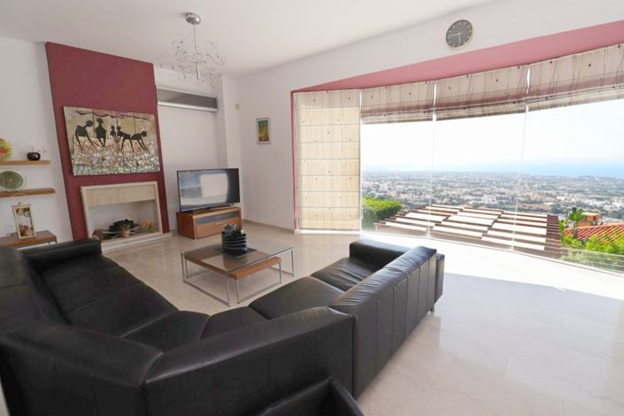 Image No.4-5 Bed Villa for sale