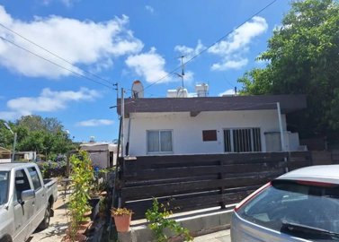 Bungalow For Sale  in  Chlorakas