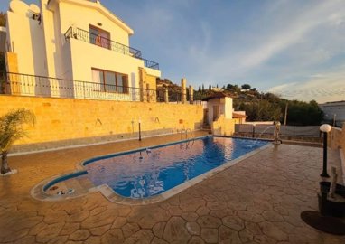 Detached Villa For Sale  in  Select Location