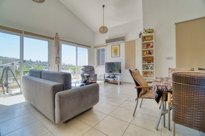 Detached Villa For Sale  in  Peyia Village