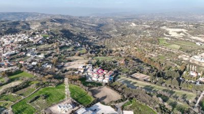 Three-bedroom villa in Tsada, Paphos
