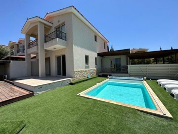 Detached Villa For Sale  in  Select Location