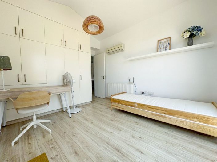 Image No.10-4 Bed Villa for sale