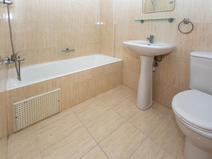 Image No.10-Townhouse for sale