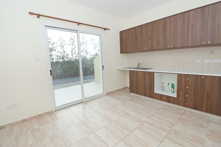 Image No.10-2 Bed Townhouse for sale
