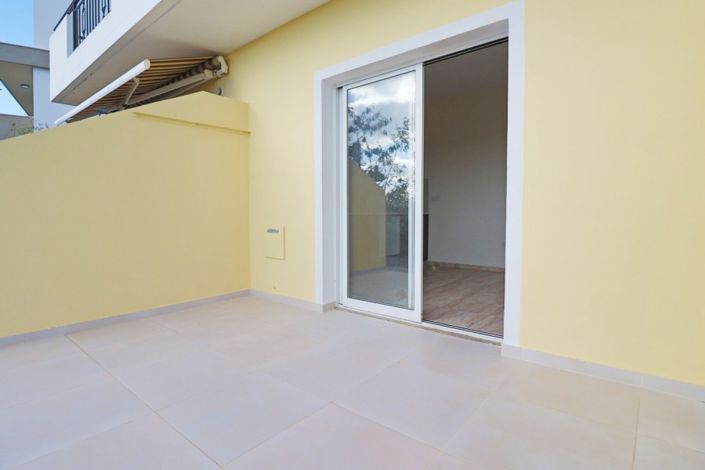 Image No.3-2 Bed Townhouse for sale