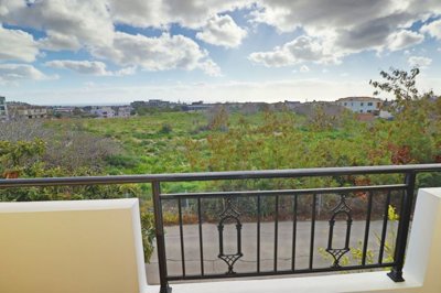 Town House For Sale  in  Anavargos