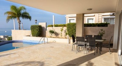 Detached Villa For Sale  in  Chlorakas
