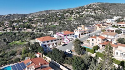 Two-Storey 2-Bedroom Apartment in Tala, Paphos