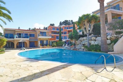 Town House For Sale  in  Chlorakas