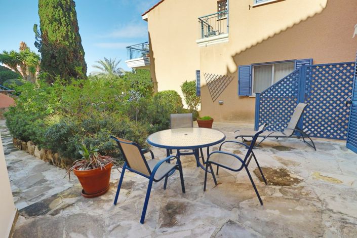 Image No.2-2 Bed Townhouse for sale