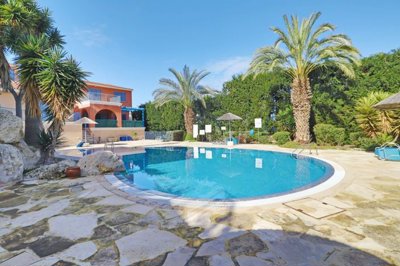 Town House For Sale  in  Chlorakas