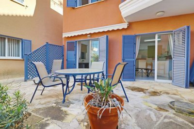 Town House For Sale  in  Chlorakas