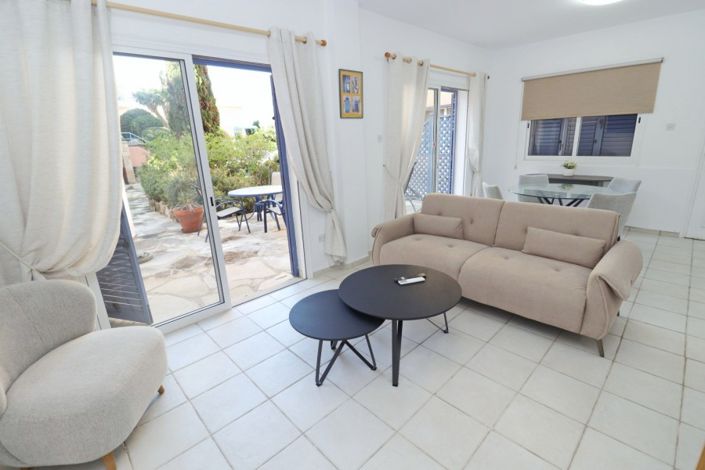 Image No.8-2 Bed Townhouse for sale