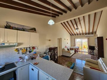 Apartment For Sale  in  Tombs of the Kings