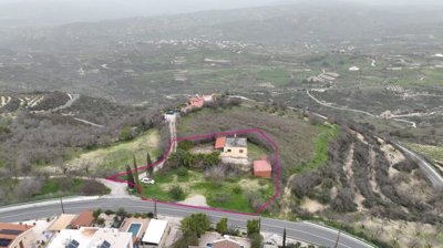 Detached ground-floor house in Theletra, Paphos