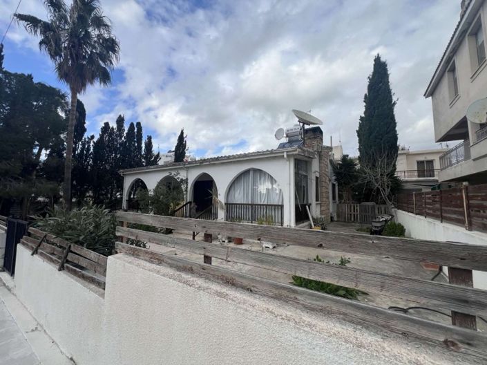 Image No.2-Bungalow de 2 chambres à vendre à Chlorakas