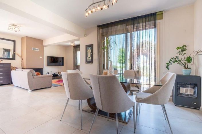 Image No.6-4 Bed Villa for sale