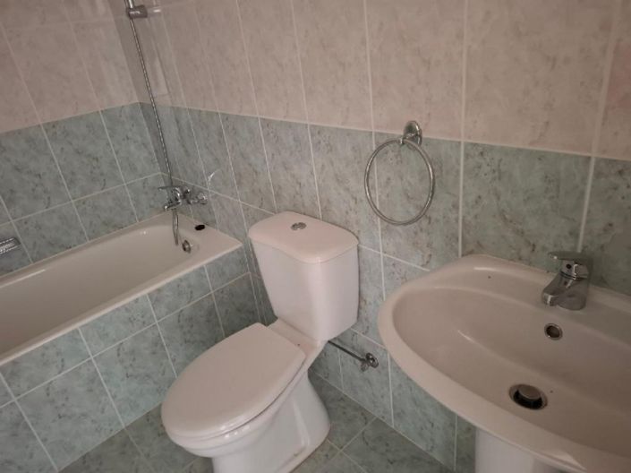 Image No.6-Apartment for sale