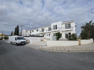 Town House For Sale  in  Empa