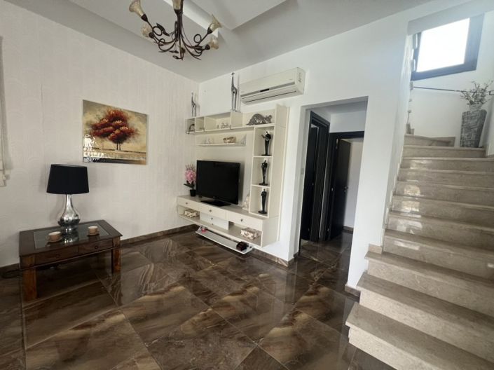 Image No.7-3 Bed Villa for sale
