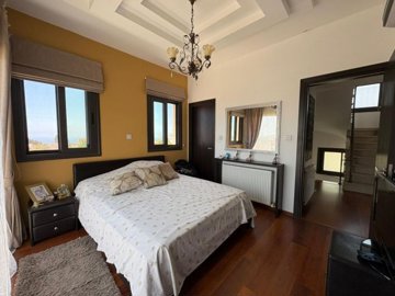 Detached Villa For Sale  in  Select Location