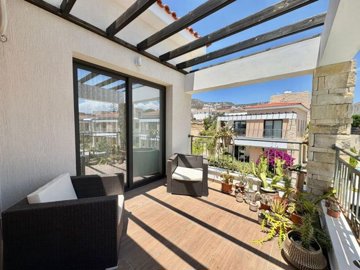 Detached Villa For Sale  in  Peyia Village