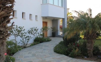 Detached Villa For Sale  in  Select Location