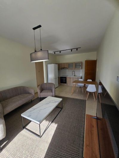 Image No.3-Appartement de 1 chambre à vendre à Tombs of the Kings