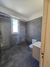 Apartment For Sale  in  Tombs of the Kings