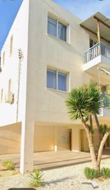 Apartment For Sale  in  Tombs of the Kings