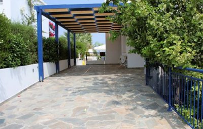 Detached Villa For Sale  in  Neo Chorio
