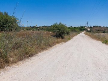 Field - Pano Arodes, Paphos