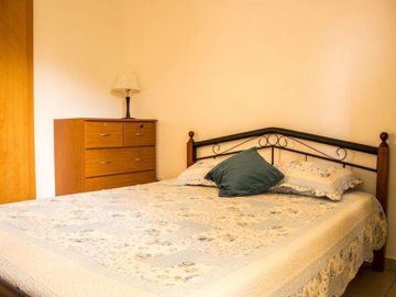 Apartment For Sale  in  Tombs of the Kings