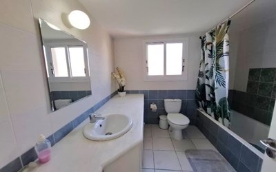 Detached Villa For Sale  in  Chlorakas