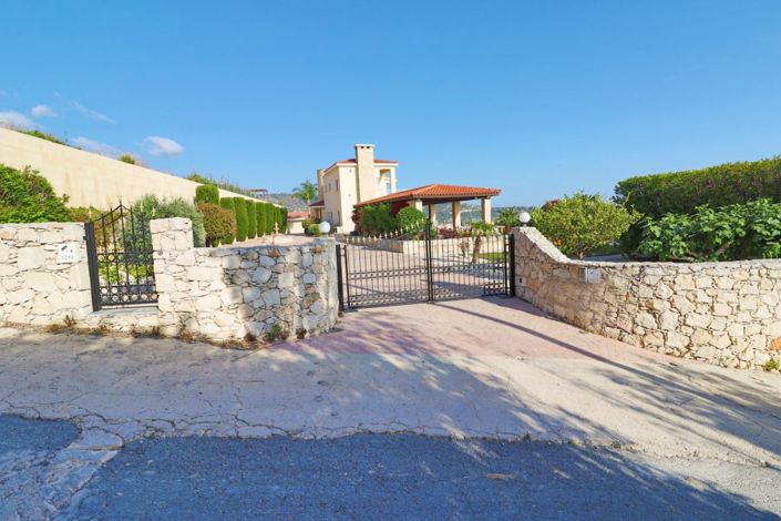 Image No.6-5 Bed Villa for sale