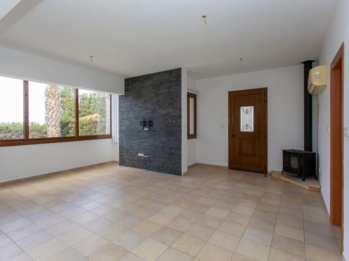 Image No.3-Villa for sale