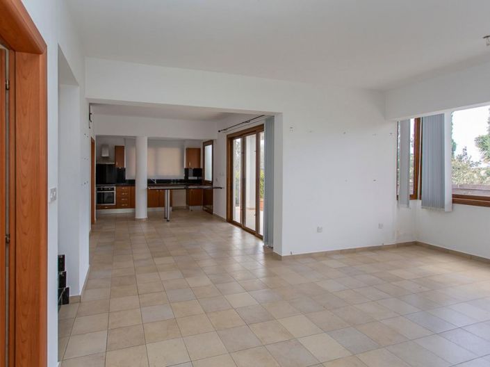 Image No.6-Villa for sale
