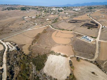 Field - Pano Arodes, Paphos